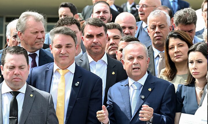 Oposição quer inviabilizar isenção de IR de quem ganha R$ 5 mil
