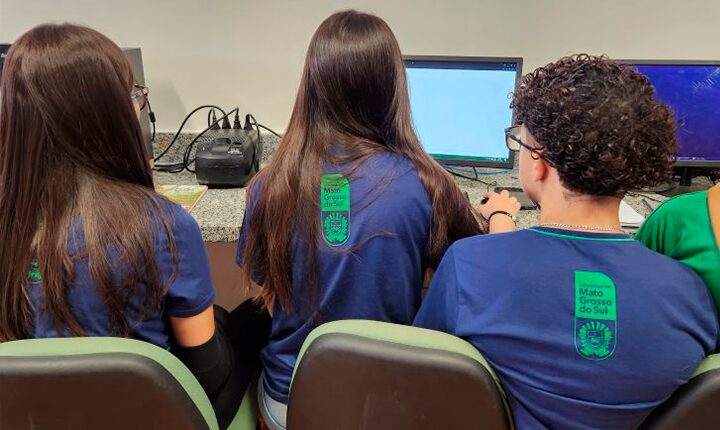 Plataforma inovadora fortalece ensino do inglês para 83 mil alunos das escolas estaduais