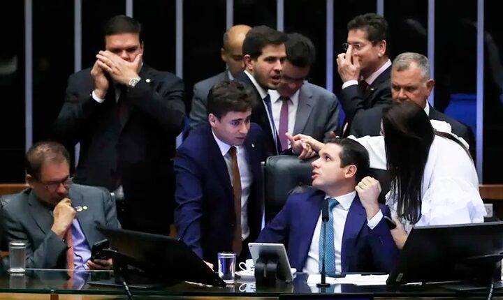 O Congresso contra o Brasil