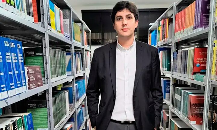 Cientista político vê onda bolsonarista enfraquecida após condenação