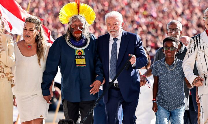 Movimentos sociais cobram Lula por omissão na proteção a defensores de direitos humanos