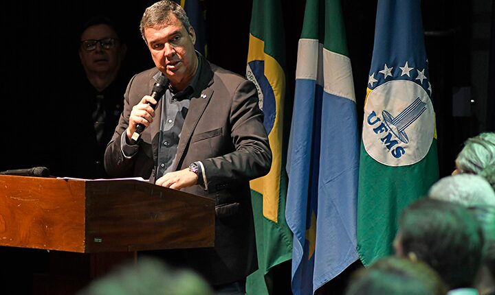 União entrega 20 imóveis para diversos órgãos no Estado