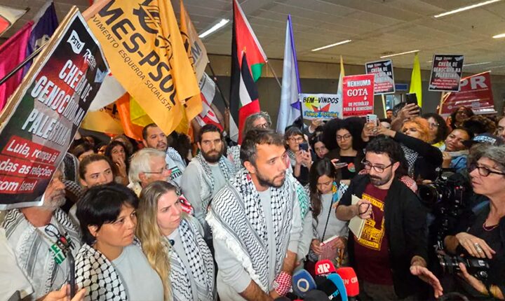 Brasileiros sequestrados por Israel são recebidos em SP
