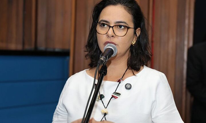 Comenda valoriza trajetória de educadores de MS e legado de professora