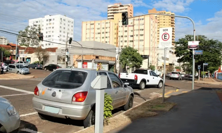 Parquímetro de volta a Campo Grande