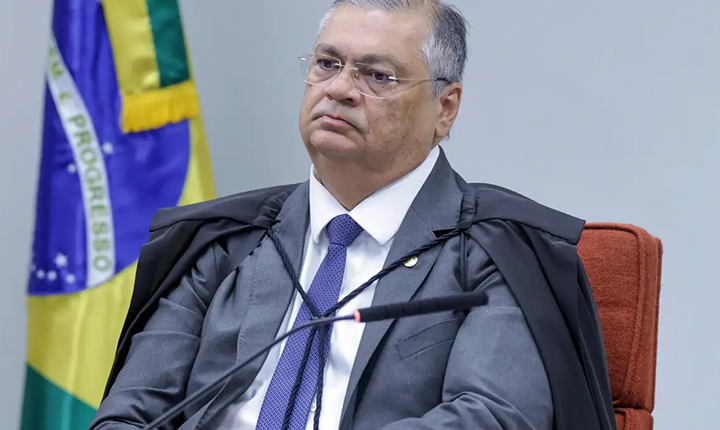Dino proíbe emendas para entidades ligadas a parentes de parlamentares