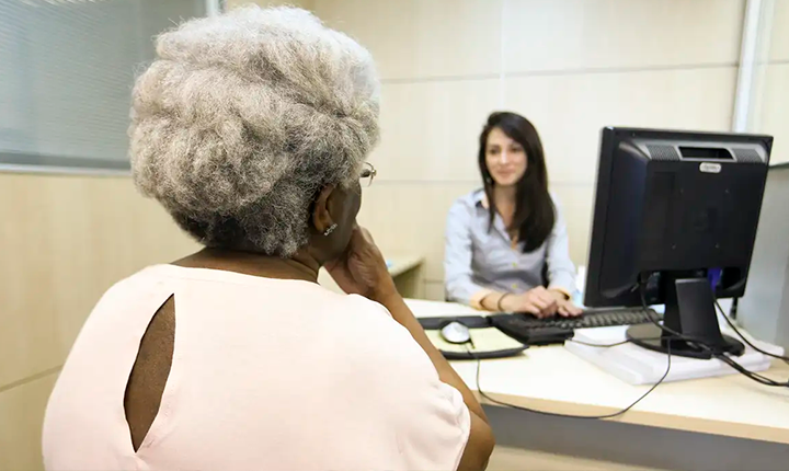 Menopausa: quando hormônios afetam o desempenho no trabalho