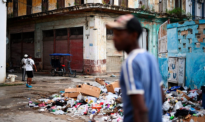 Cubanos relatam cotidiano em Havana: “Pior momento que já vivemos”