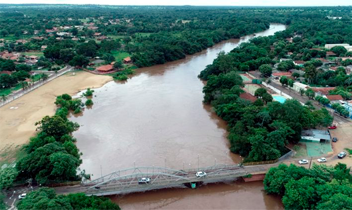 Em menos de uma semana, fevereiro ultrapassa média histórica de chuva em MS