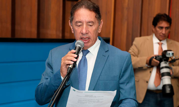 Gerson Claro apresenta moção de congratulação por posse de Alexandre Magno no CNMP