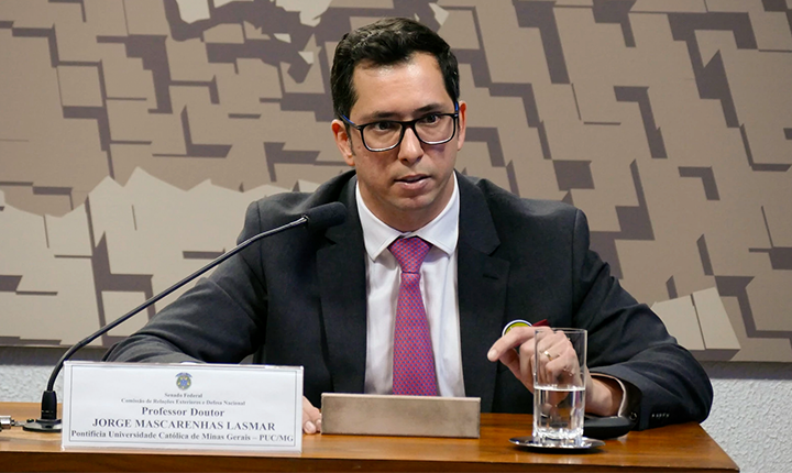 Designar PCC e CV como ‘terroristas’ impactaria mais economia e política do que facções