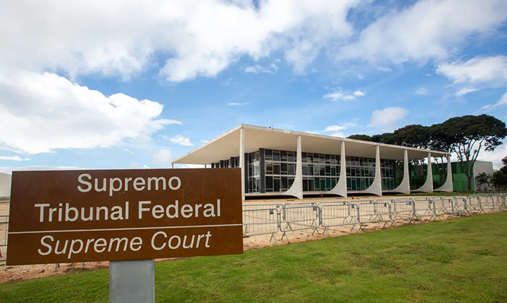 Decisão do STF permite penduricalhos de até 70% acima do teto