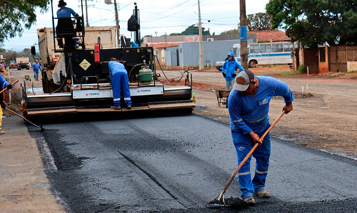 Lula, Riedel e bancada aportam R$ 343 milhões para obras de pavimentação em Campo Grande
