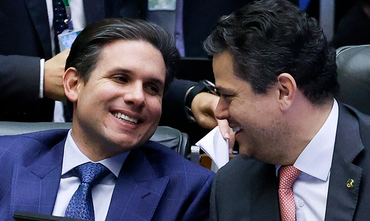 Congresso passa a boiada contra o interesse público