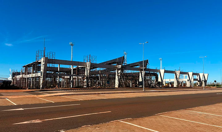 Novo receptivo do aeroporto ganha forma com avanço das obras em Dourados