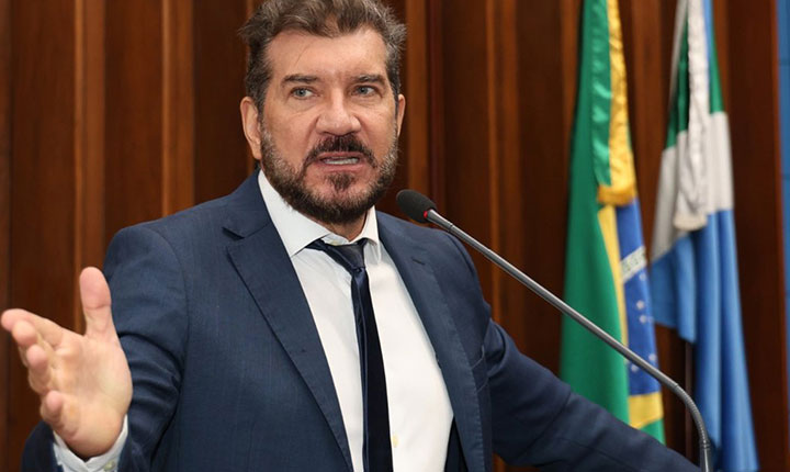 Pedro Kemp alerta para tensões entre Poderes e defende respeito às instituições